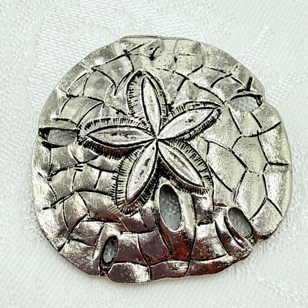 Vintage 70s Brushed Silver Tone Ocean Marine‎ Sand Dollar Brooch